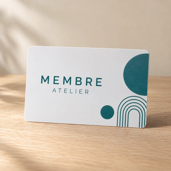 Rigid cards: loyalty, membership, access · Flat print · AI preview