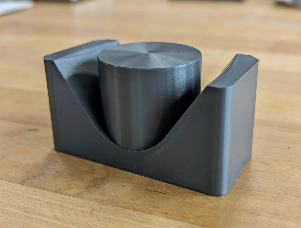 Berceau de maintien pour pièce cylindrique