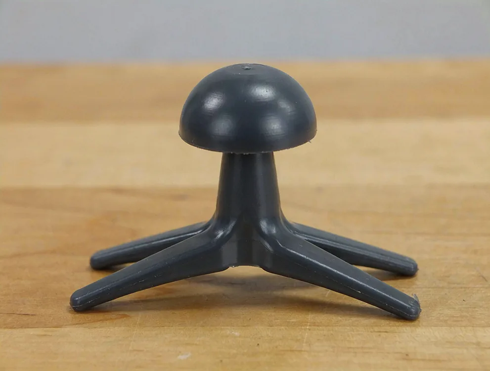 Clip de garniture intérieure de véhicule