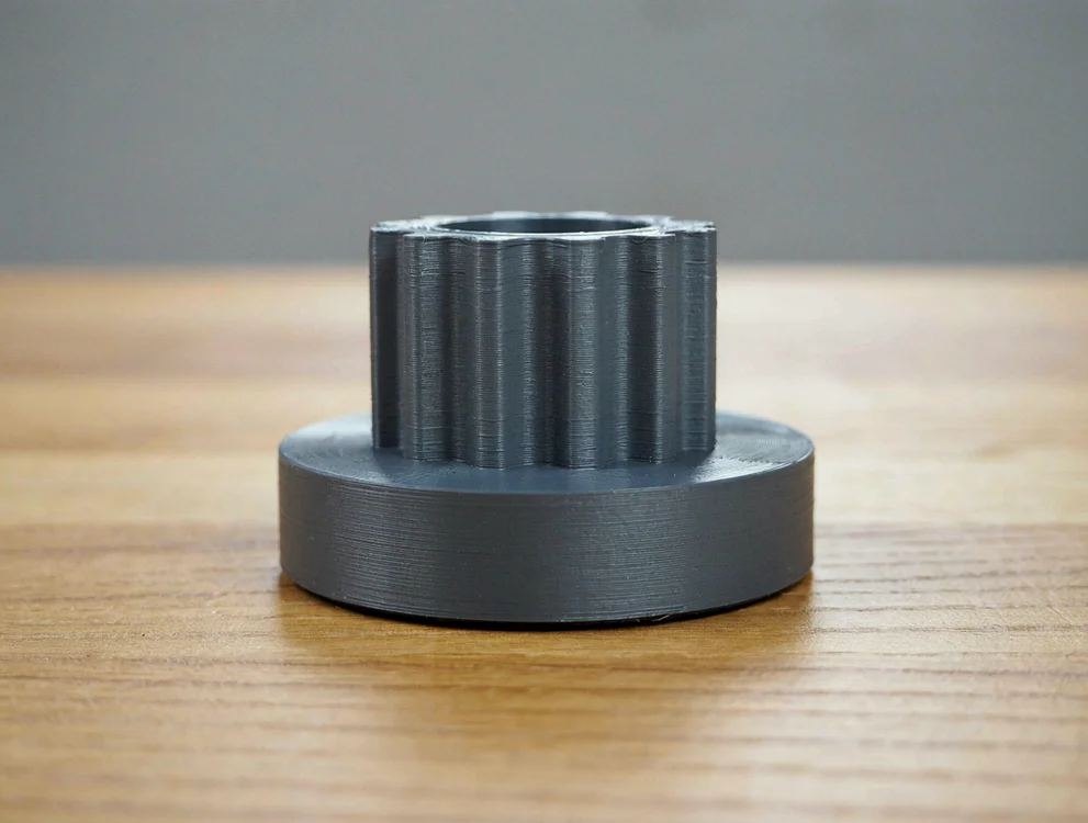 Embout de tube rond à insert ribbé