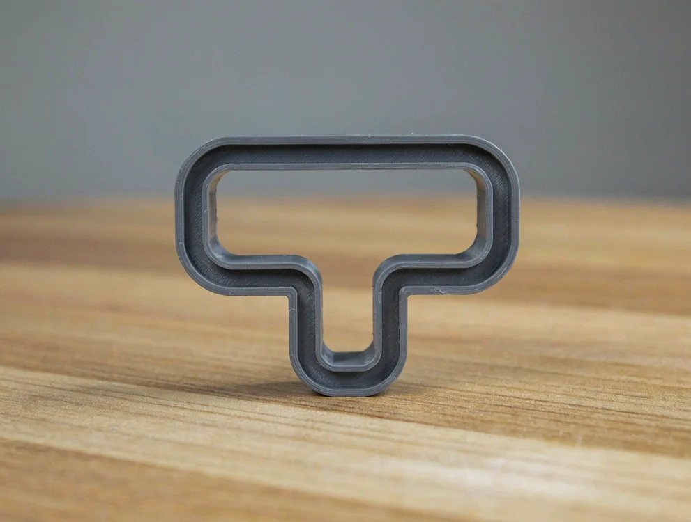 Passe-câble oblong 70 x 30 mm