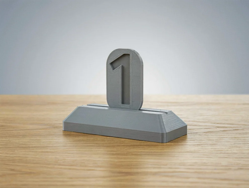 Porte-numéro de table gravé par série