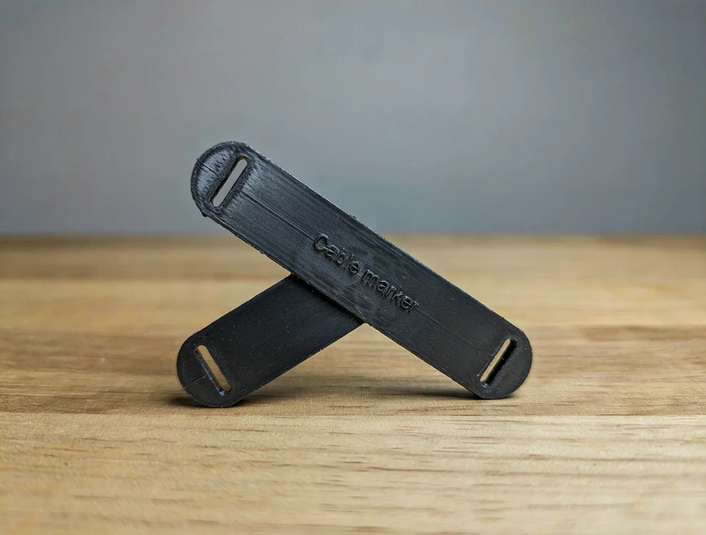 Repère de câble en PC-FR UL94 V-0 pour armoire