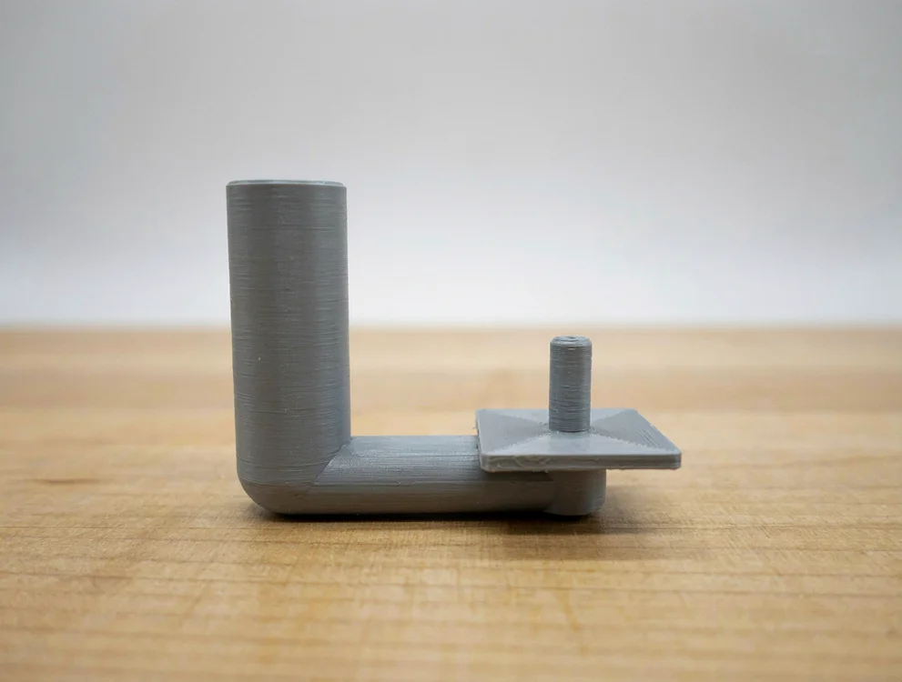 Shelf support pin